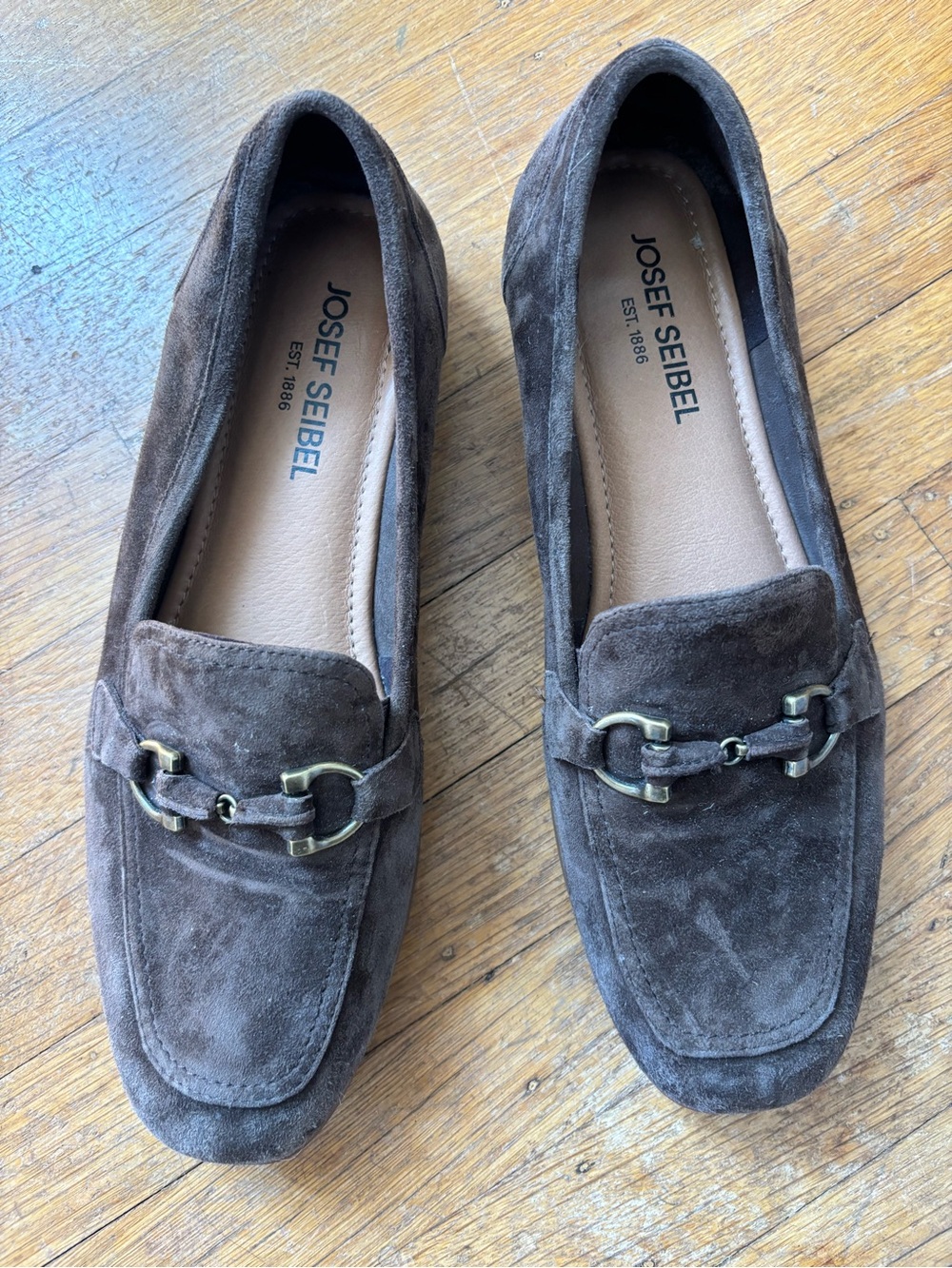 Josef Seibel women’s Brown Suede Loafers size 41